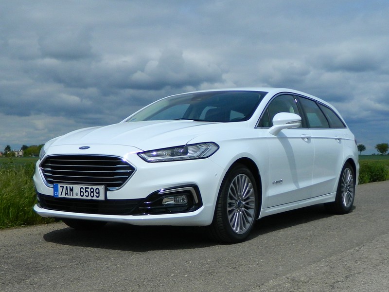 Mondeo Kombi s hybridním pohonem
